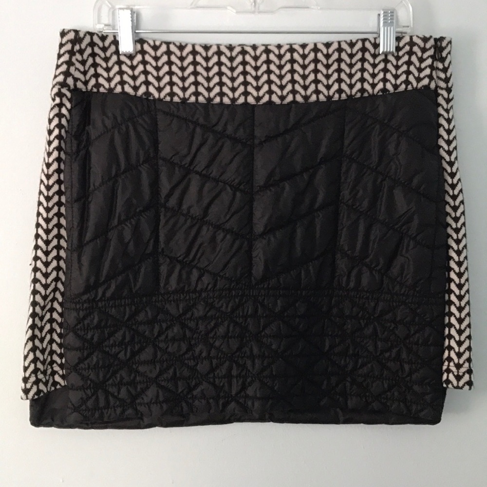 Krimson Klover black quilted mini skirt, sz large